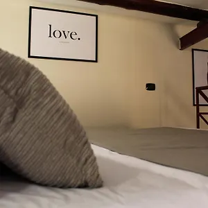 Pedamentina Pulcinella Loft Appartamento